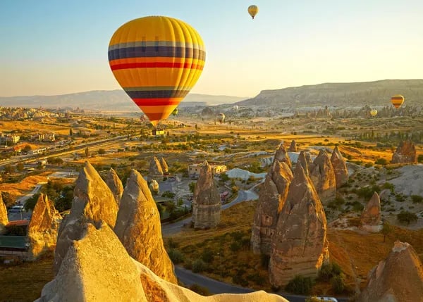 Behind the Curtain: How DMCs Orchestrate Unforgettable Turkish Journeys from Istanbul to Cappadocia Cover