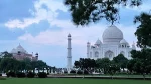 Hidden Gems of Healing: Agra’s Unconventional Rise in Medical Tourism (and Why a Hospital Stay Could Be Your Best Vacation Yet) Cover