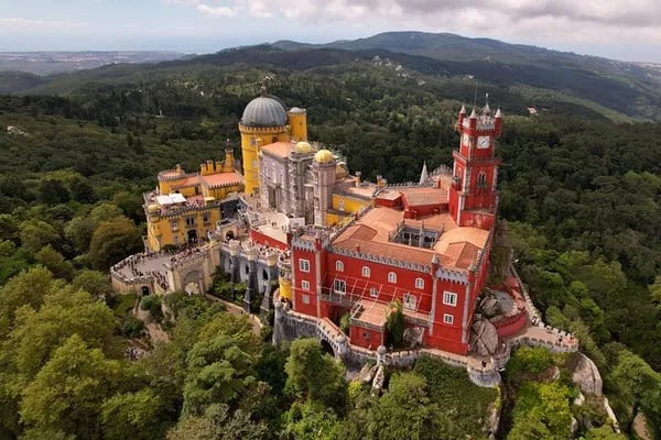 The Sintra Small Group Tour Survival Guide: Insider Secrets for Unforgettable Group Adventures Cover