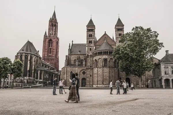 Beyond Borders: The Unforgettable Edge of Destination Management Companies in Maastricht Group Travel Cover